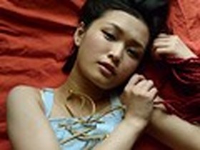 赤い縄枕　サンプル画像01